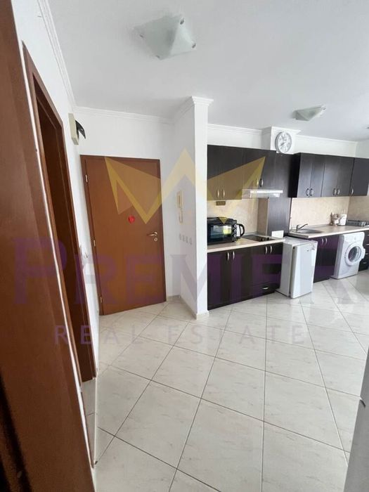 Продава се Двустаен апартамент в Свети Влас - 68 кв.м за 1159 €/кв.м - Снимка #3