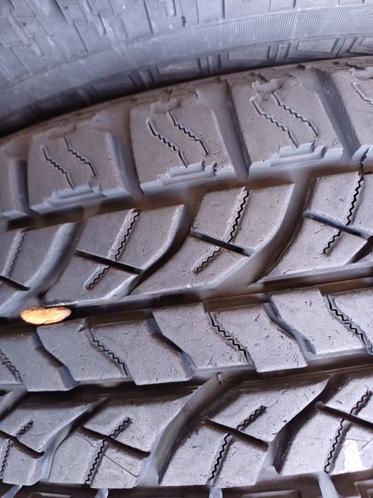 Гуми 225/70/15 Йокохама