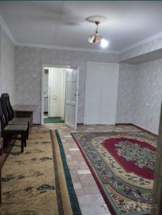 Своя 1 комнатная, 38 квадрат, Дубовая, ор-р Метро: Дустлик, Кадышева