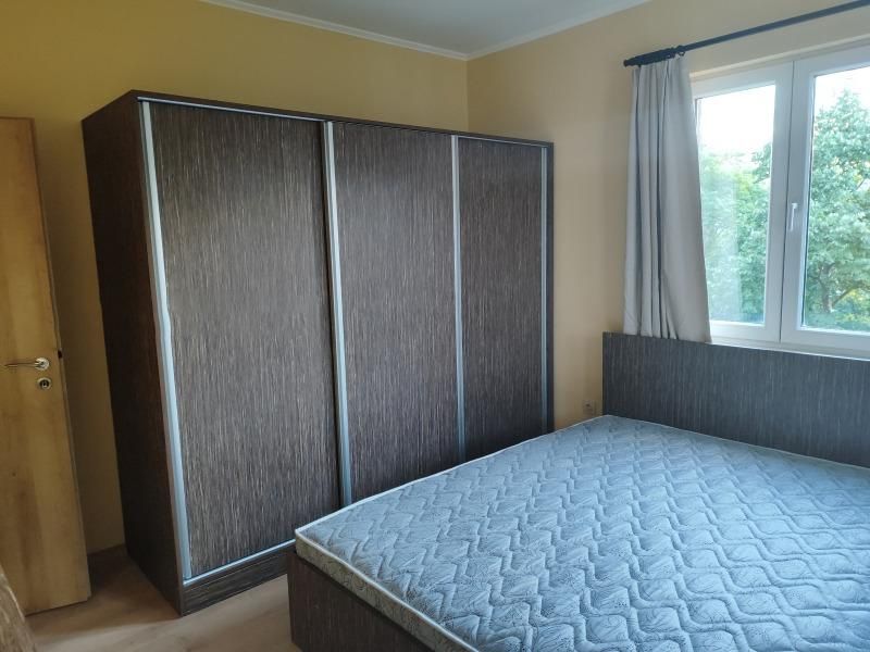 Дава се под наем Тристаен апартамент в Пловдив, Въстанически - 79 кв.м за 484.5 € - Снимка #3