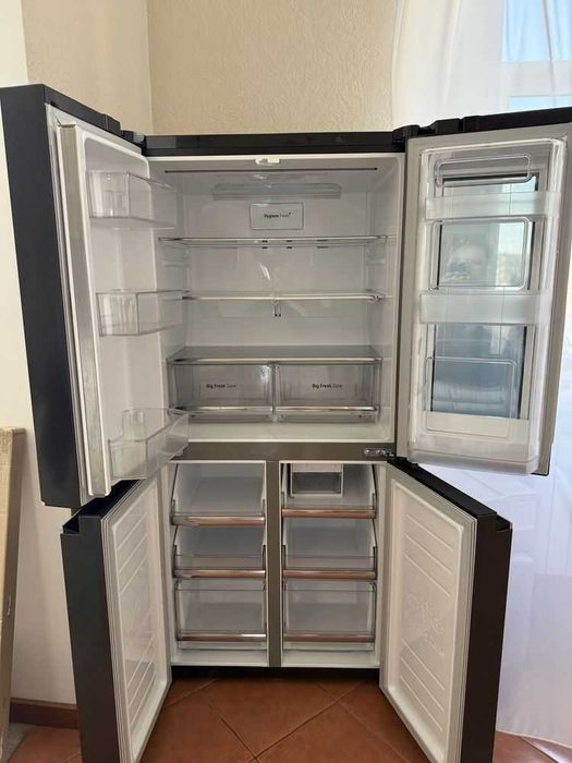 Продам холодильник двухдверный