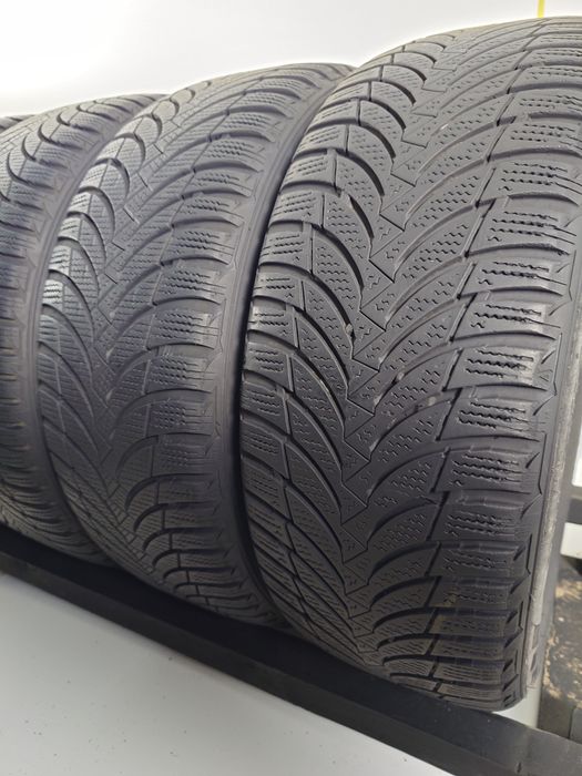 Set 205/55R16 Nexen 7mm stare foarte buna