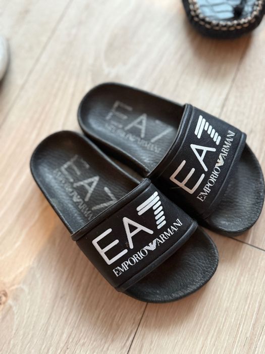 Детски обувки и чехли Armani, Nike и бебешки мокасини