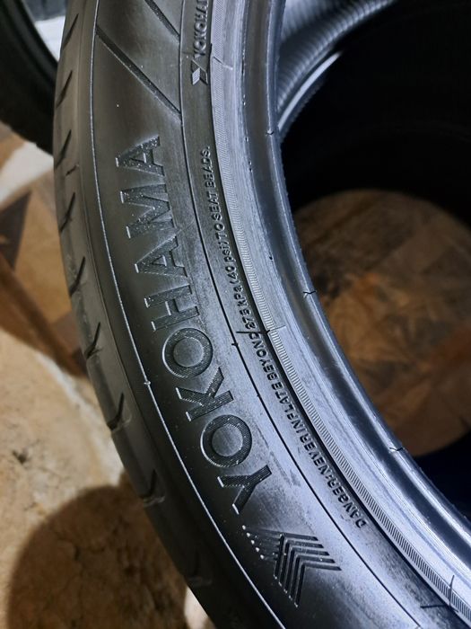 255/45/R21 C16 radnoy balon YOKOHAMA