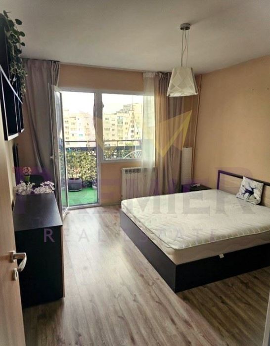 Продава се Четиристаен апартамент в София, Люлин 9 - 103 кв.м за 2059 €/кв.м - Снимка #2