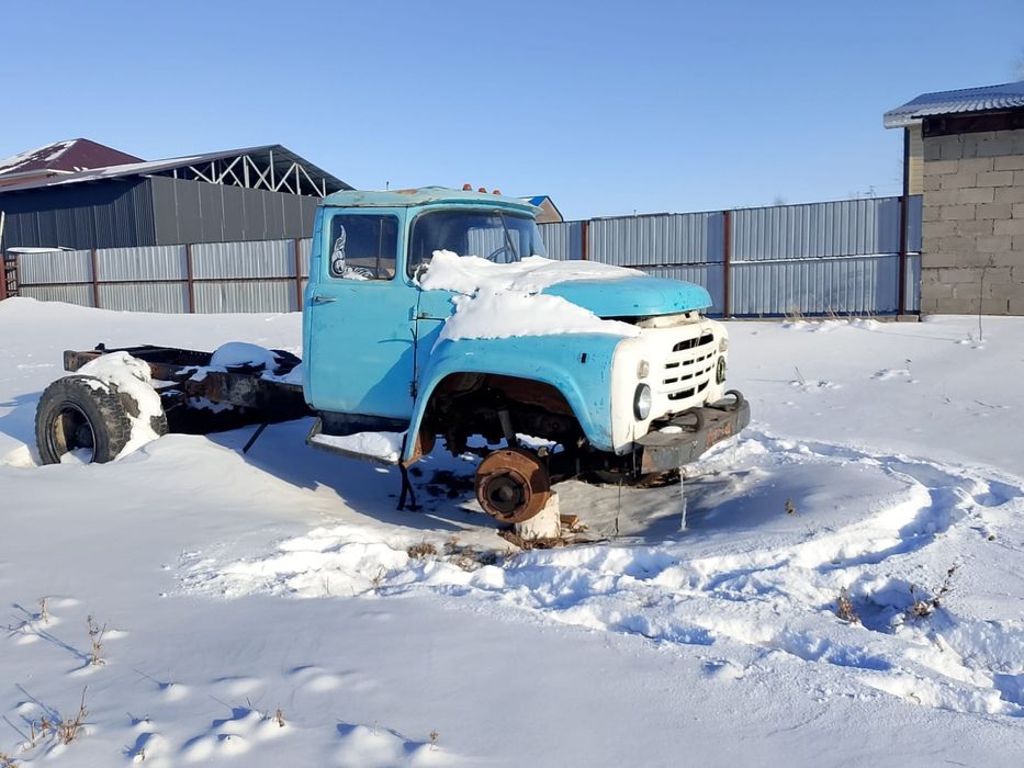 Продам Зил запчасти