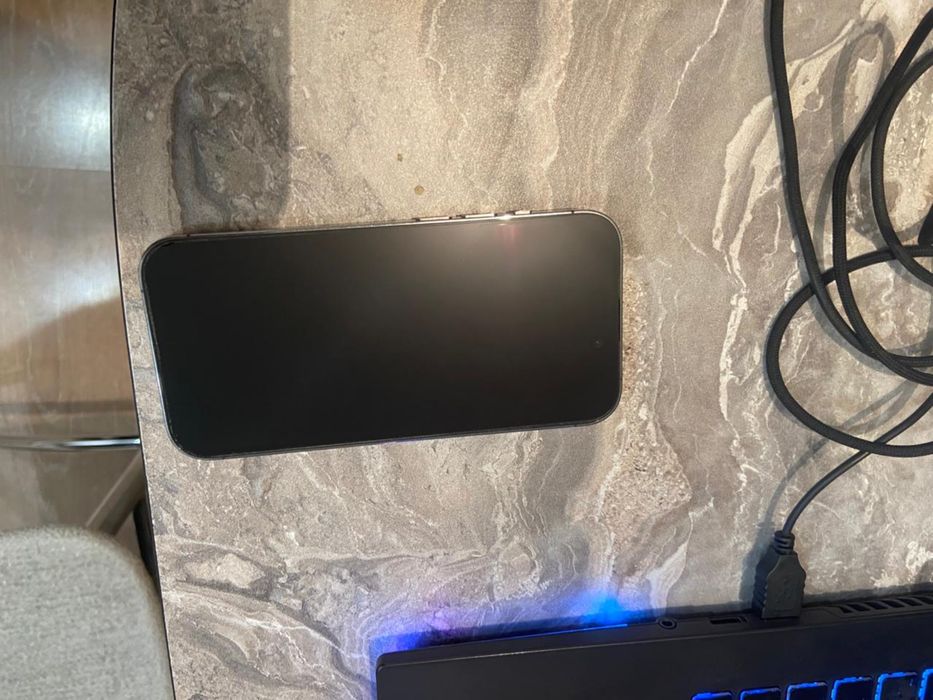 Продам Iphone 14 pro