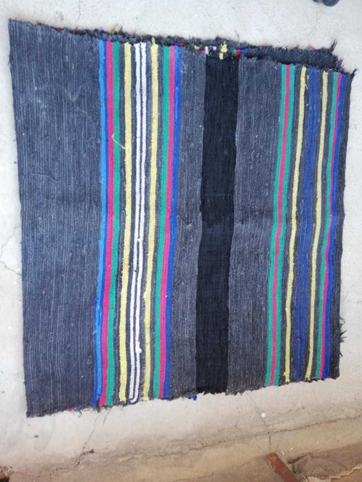 Традиционни български черги, ръчно тъкани