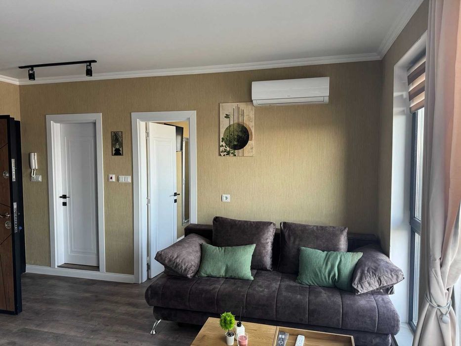 Нов двустаен под наем - Пловдив център