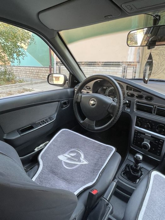 Nexia 2 sotiladi ozim minganman