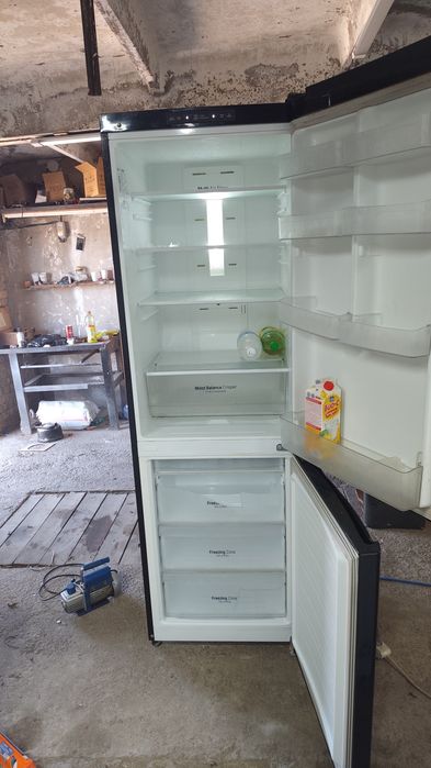 Продам холодильник лдж