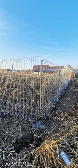 Construim garduri din plasa bordurata