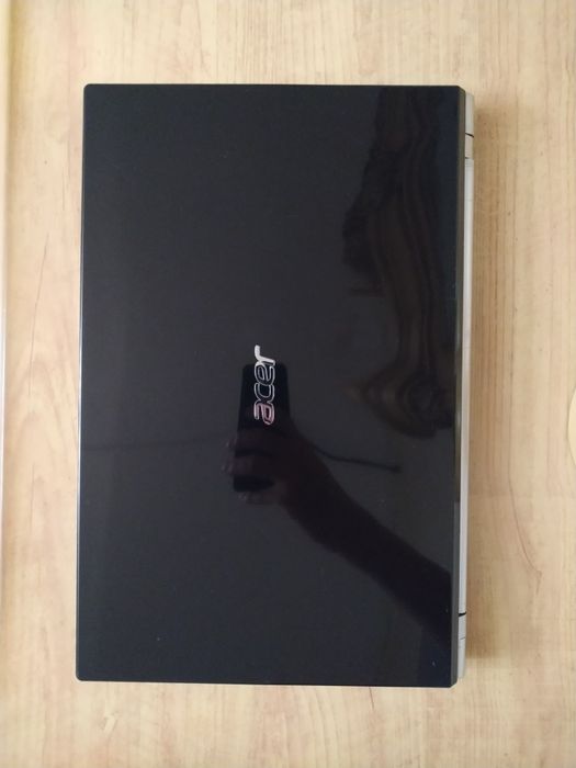 Ноутбук Acer Core i3, Nvidia Geforce 710