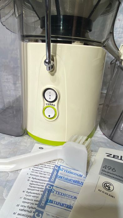 Соковыжималка Zelmer 496