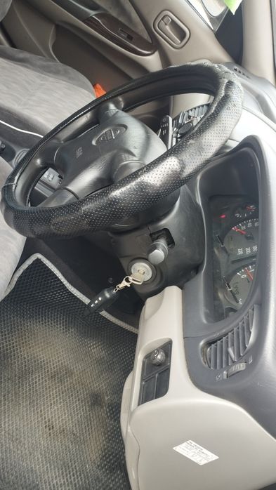 Ниссан Санни  2001