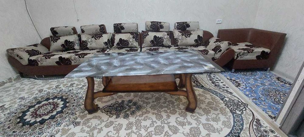 Divan kreslo sotiladi!!!