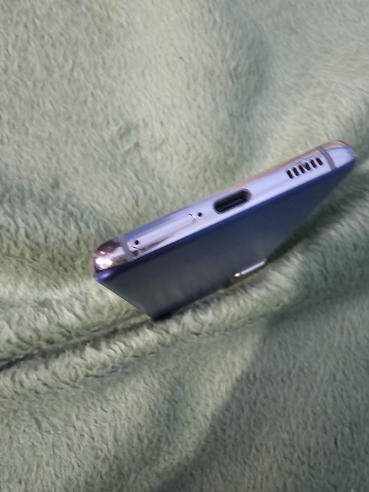 Vând Samsung S21/5G