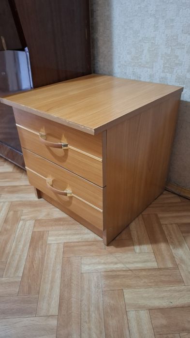 Продам тумбочки 2