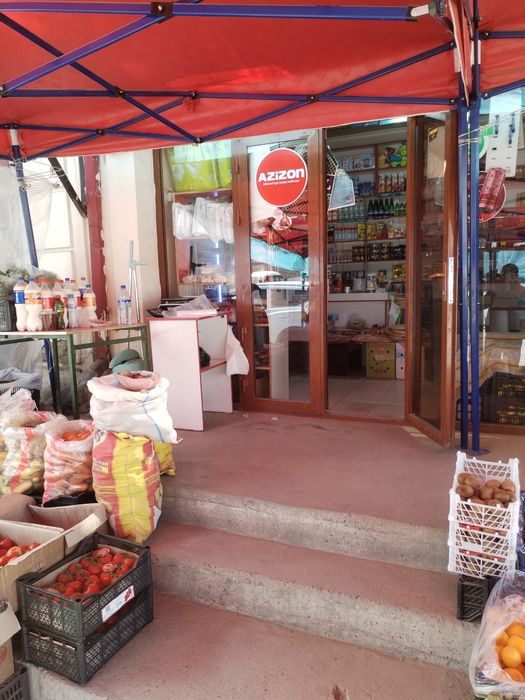 Магазин рабочи, место хорошее