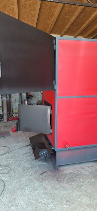 Confecționez Centrală pe comndă pe lemne și cărbuni pentru solarii ,s