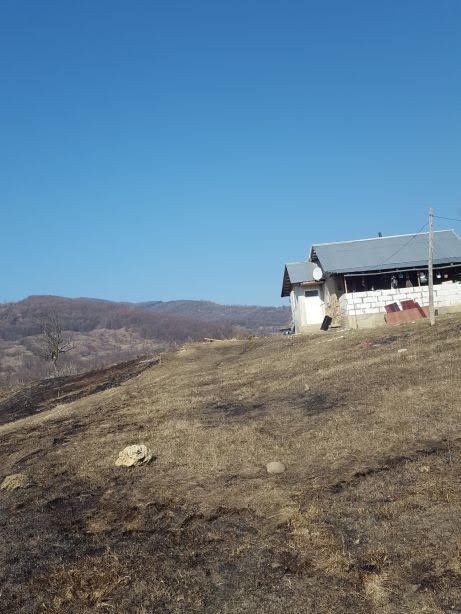 Teren de vînzare. În satul Rușavățul.