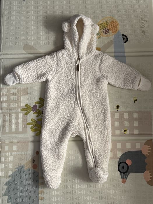 Бебешки мъхест гащеризон HM