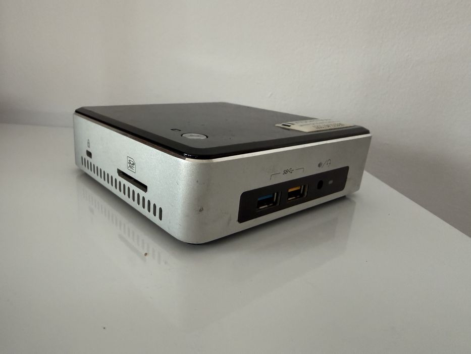Intel Nuc i3 5010 8gb 120gb