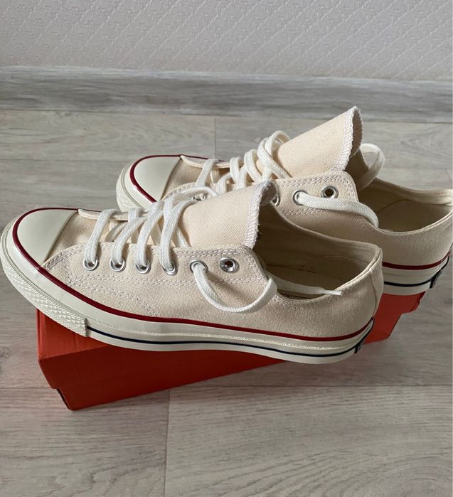 Кеды молочный цвет