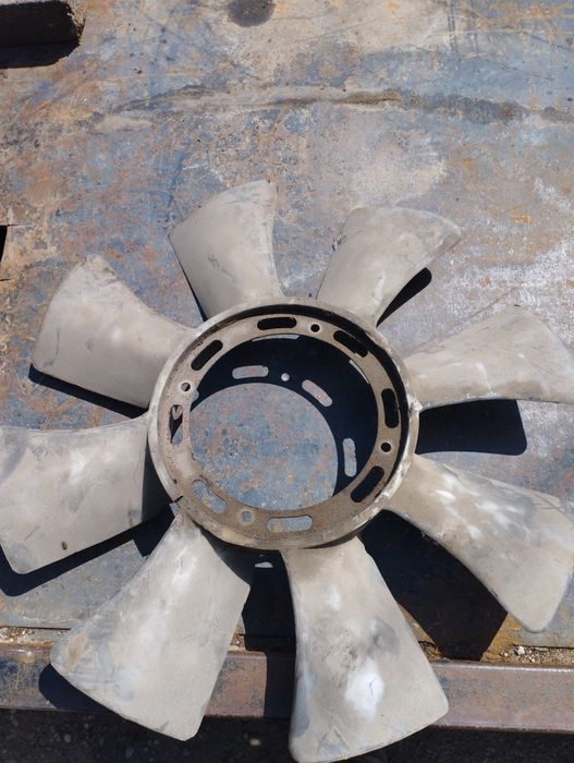 Продам вентилятор от делики 2.5