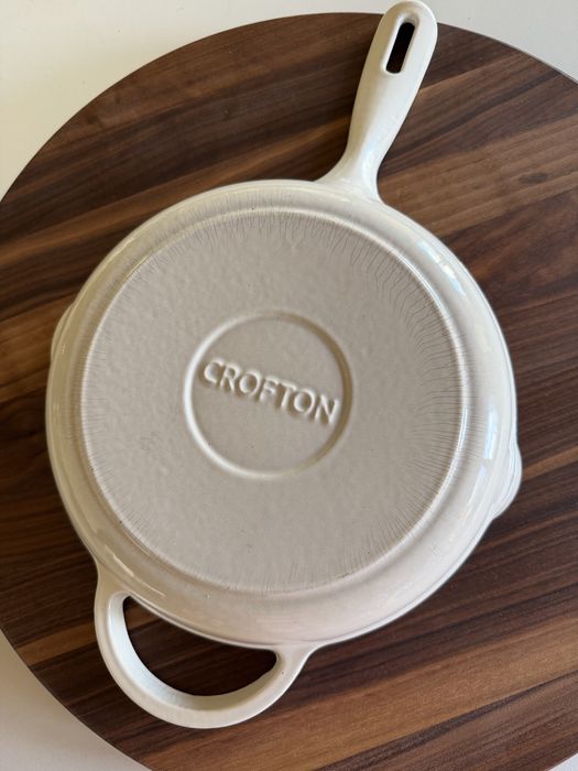 НАМАЛЕНИЕ!!! Чугунен тиган с емайлирано покритие 24 см.