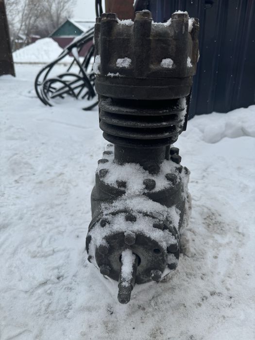 Продам компрессор