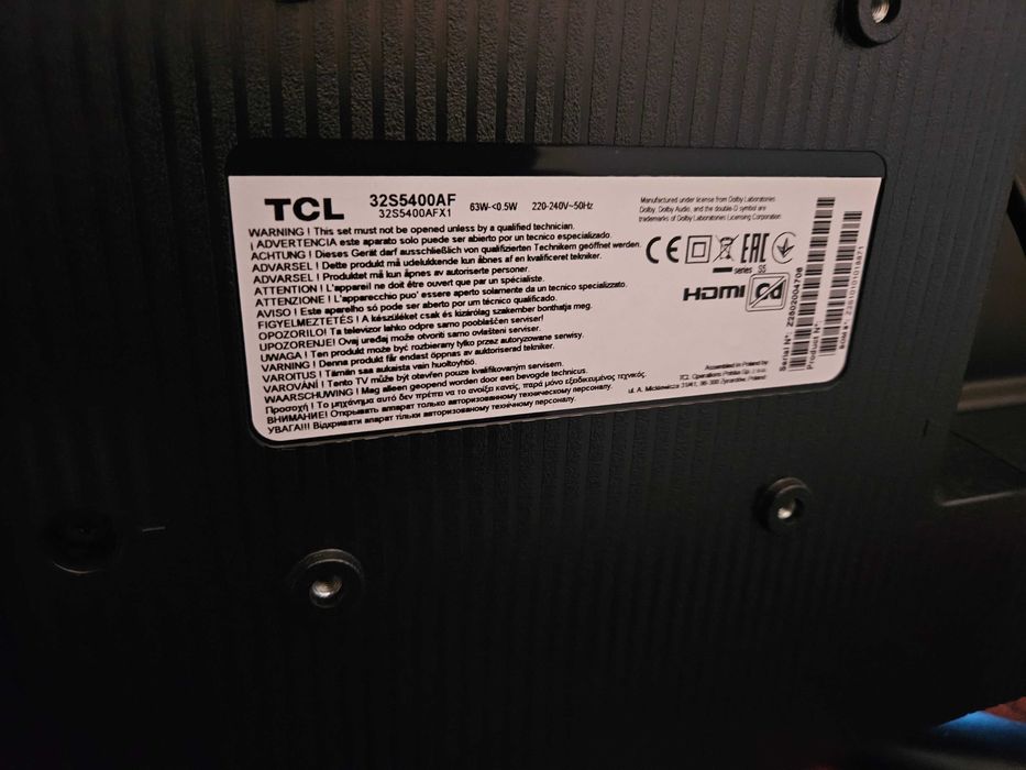 Televizor TCL 32” Smart TV (Android TV, Full HD) – stare foarte buna