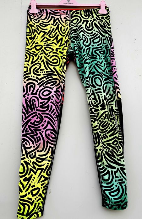 Reebok оригинален дамски клин М размер