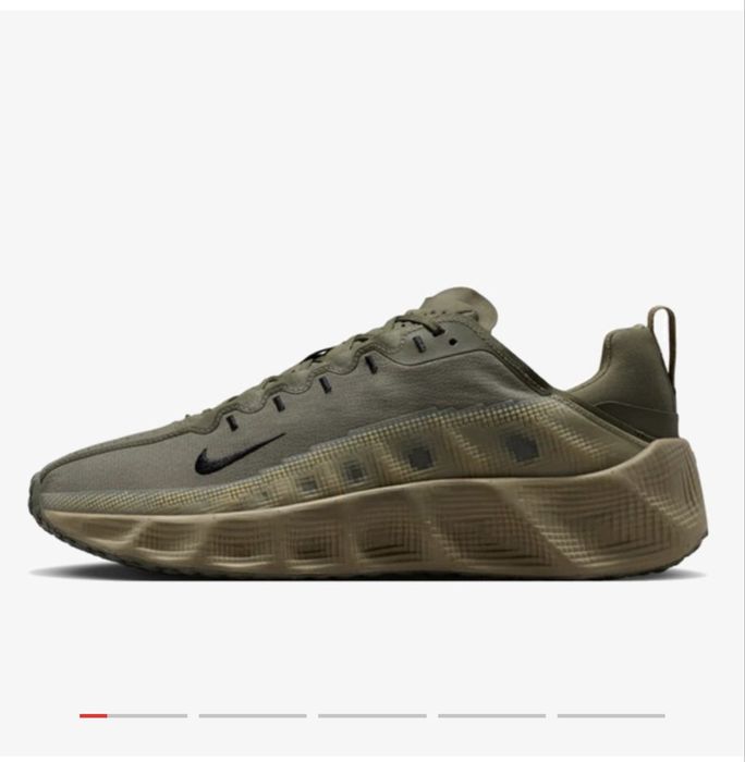 Продавам NIKE Спортни обувки Ava Rover.