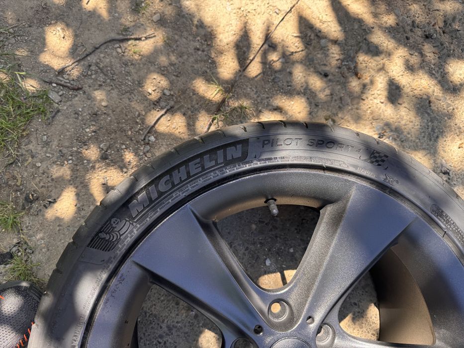 Jante style 128 r18 cu cauciucuri