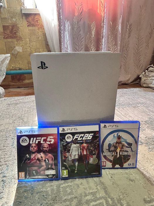Ps5 в хорошем состояние