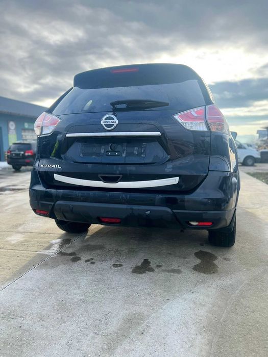 Stop stanga dreapta Nissan X-trail T32 1.6 DCI R9M si alte piese