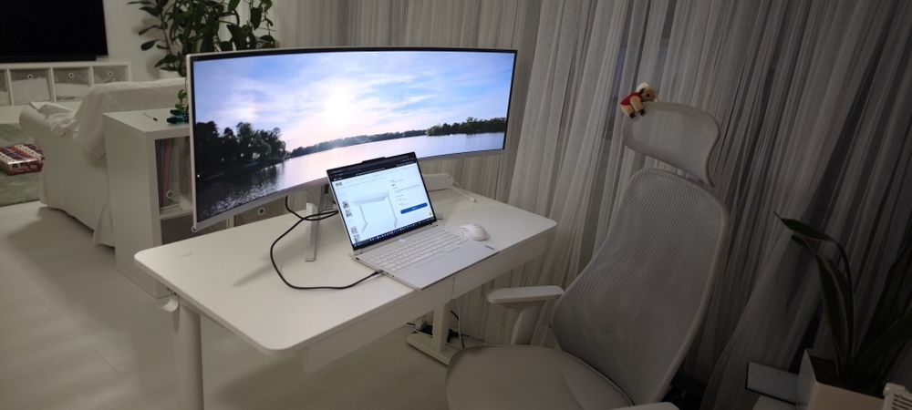 Birou IKEA RELATERA - alb | stare impecabila | DEJA ASAMBLAT