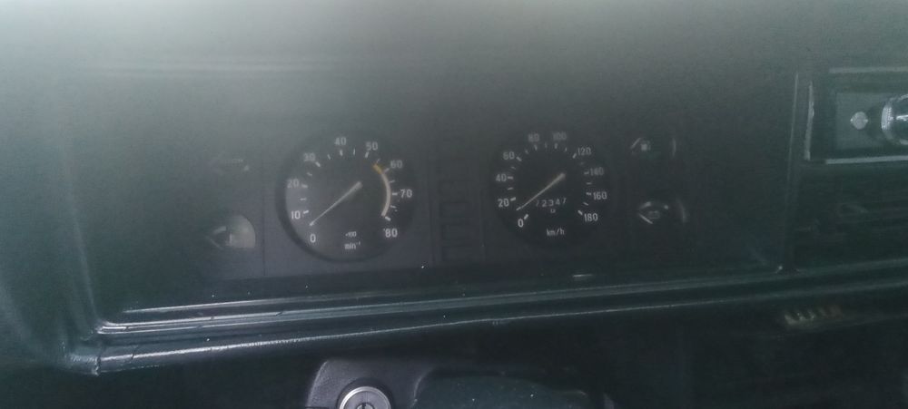 Srochno sotiladi 2107