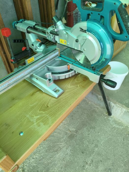 Makita LS1018L Fierastrau circular stationar,1430w,260*30