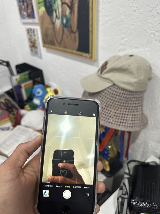 iPhone 8 plus 64/65