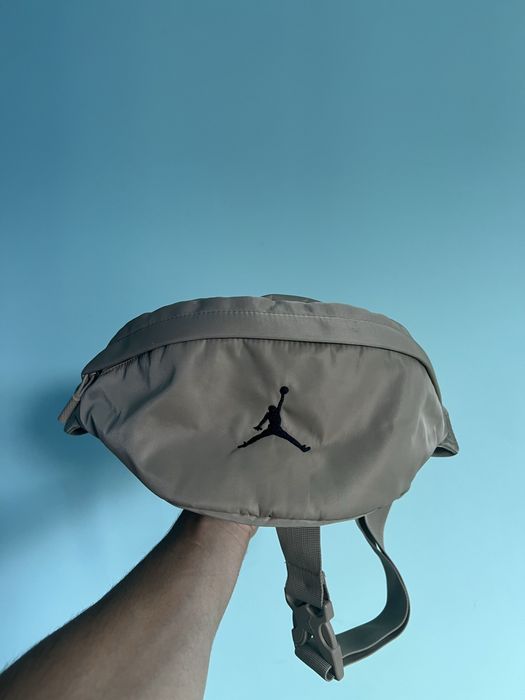 Чантичка Nike x Jordan