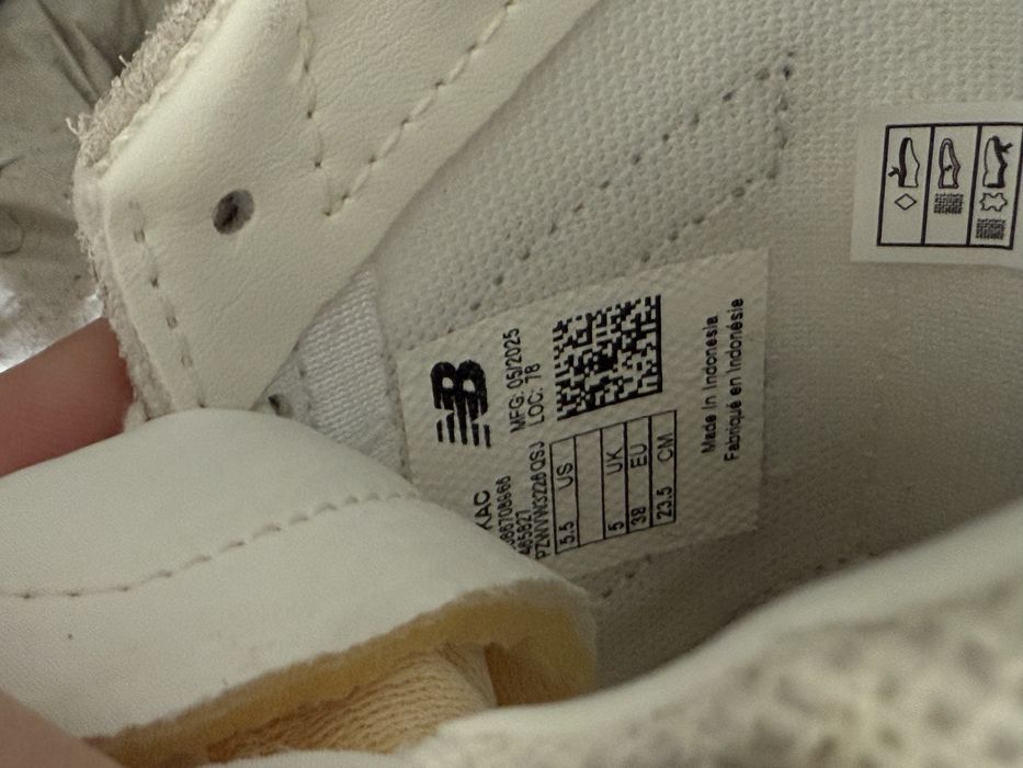 New Balance 471 alb cu logo verde marimea 38 noi originali