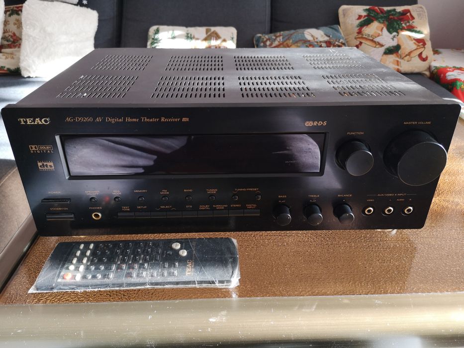 TEAC DV-1050 DVD / TEAC AG-D9260 AV Receiver UR