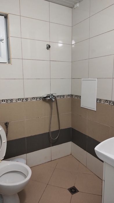 Дава се под наем Тристаен апартамент в Варна, Колхозен пазар - 67 кв.м за 357 € - Снимка #4