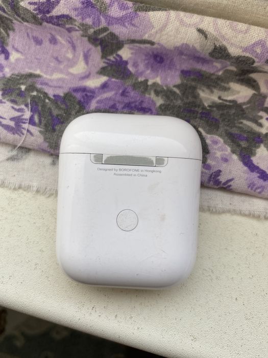 продам air pods. Б/У