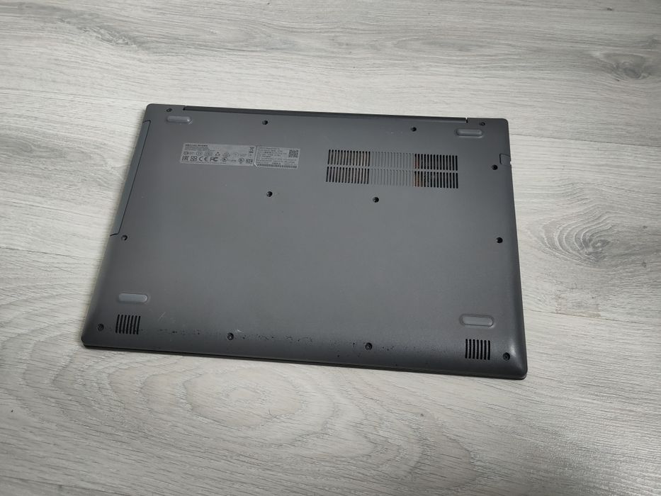 Не дорогой Ноутбук Lenovo A9