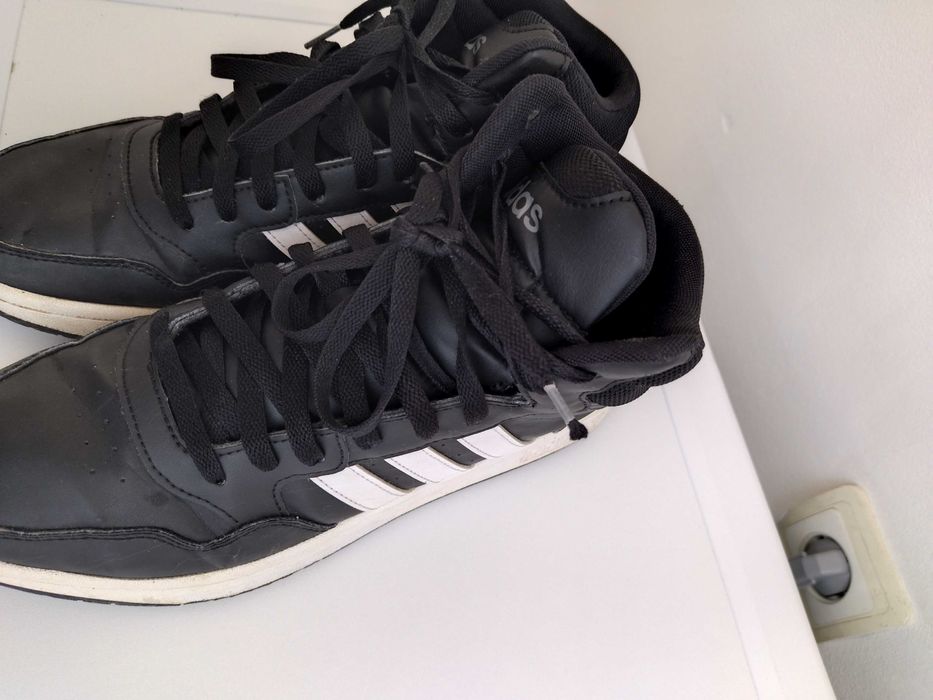 Adidas кецове номер 42 2/3