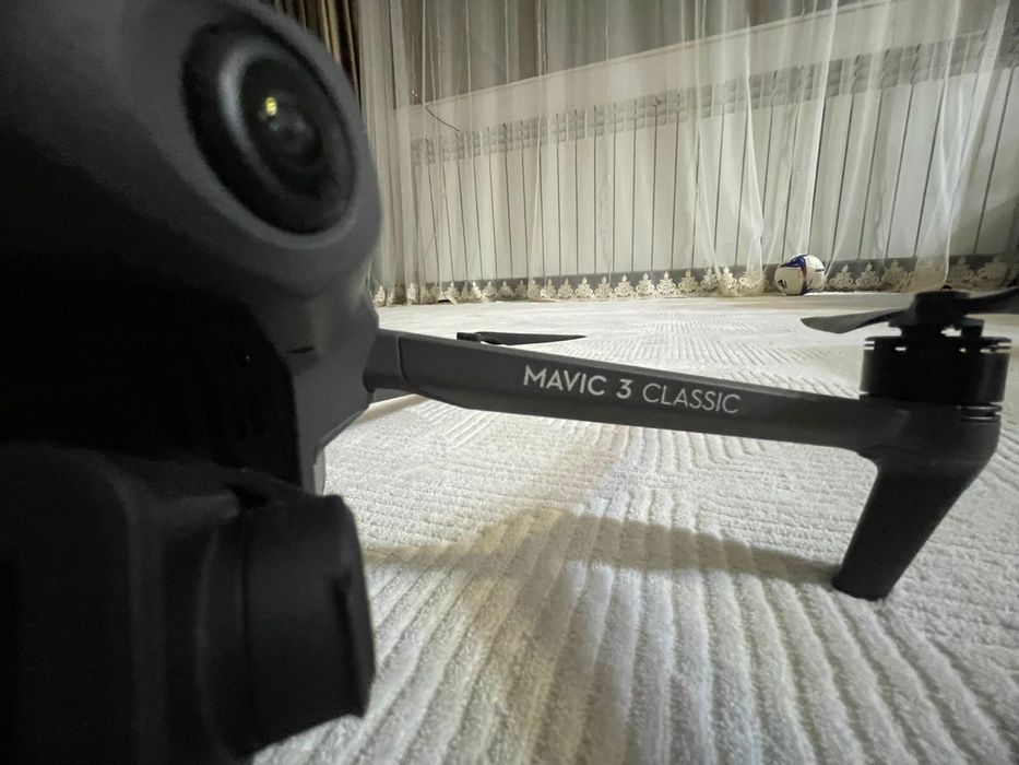 Дрон DJI Mavic 3 Classic