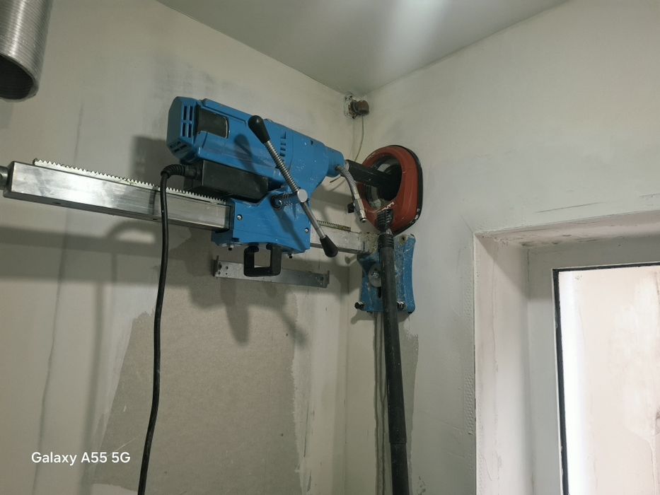 Servicii carotre  Profesionale